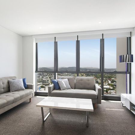 Cosy 1-Bed With 41St Floor City Views, Pool & Gym บริสเบน ภายนอก รูปภาพ